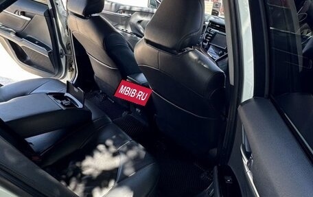 Toyota Camry, 2020 год, 2 350 000 рублей, 15 фотография