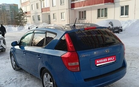 KIA cee'd I рестайлинг, 2011 год, 649 000 рублей, 3 фотография