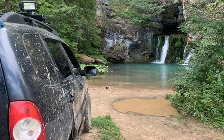 Chevrolet Niva I рестайлинг, 2007 год, 869 999 рублей, 32 фотография