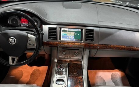 Jaguar XF I рестайлинг, 2010 год, 1 560 000 рублей, 10 фотография