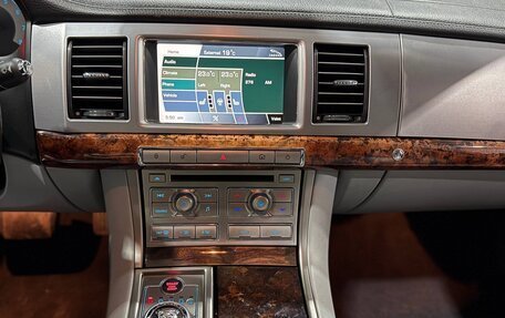 Jaguar XF I рестайлинг, 2010 год, 1 560 000 рублей, 11 фотография