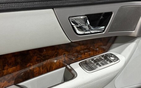 Jaguar XF I рестайлинг, 2010 год, 1 560 000 рублей, 17 фотография