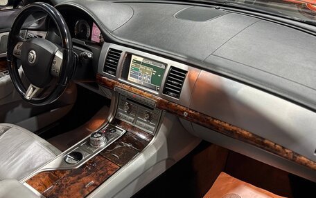 Jaguar XF I рестайлинг, 2010 год, 1 560 000 рублей, 21 фотография