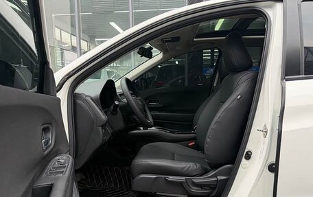 Honda Vezel, 2021 год, 1 450 000 рублей, 2 фотография