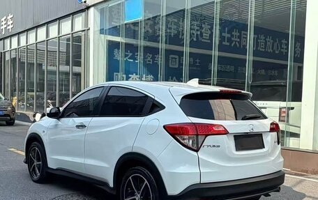 Honda Vezel, 2021 год, 1 450 000 рублей, 8 фотография