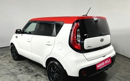 KIA Soul II рестайлинг, 2017 год, 1 600 000 рублей, 7 фотография
