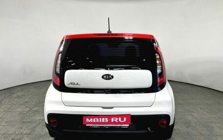 KIA Soul II рестайлинг, 2017 год, 1 600 000 рублей, 6 фотография