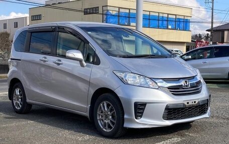 Honda Freed I, 2014 год, 1 040 444 рублей, 3 фотография