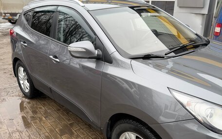 Hyundai ix35 I рестайлинг, 2011 год, 1 050 000 рублей, 2 фотография