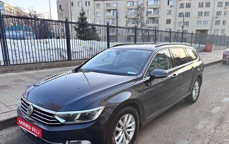 Volkswagen Passat B8 рестайлинг, 2019 год, 2 200 000 рублей, 2 фотография