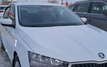 Skoda Rapid II, 2021 год, 1 800 000 рублей, 2 фотография