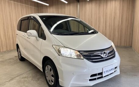 Honda Freed I, 2014 год, 1 060 444 рублей, 2 фотография