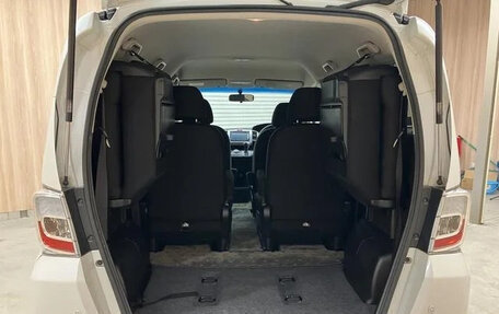 Honda Freed I, 2014 год, 1 060 444 рублей, 32 фотография