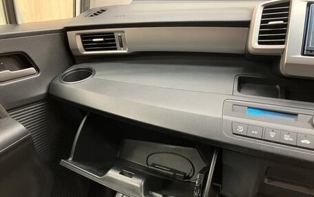 Honda Freed I, 2014 год, 1 060 444 рублей, 29 фотография