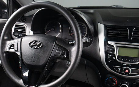 Hyundai Solaris II рестайлинг, 2013 год, 619 000 рублей, 9 фотография