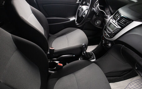 Hyundai Solaris II рестайлинг, 2013 год, 619 000 рублей, 17 фотография