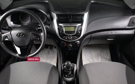 Hyundai Solaris II рестайлинг, 2013 год, 619 000 рублей, 8 фотография