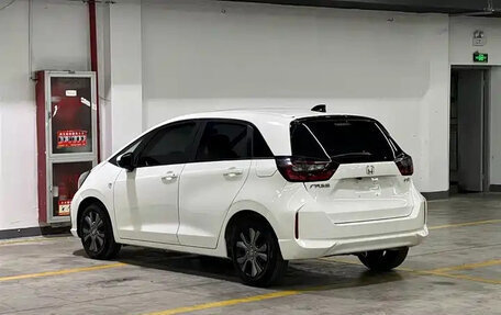 Honda Fit, 2022 год, 949 000 рублей, 3 фотография