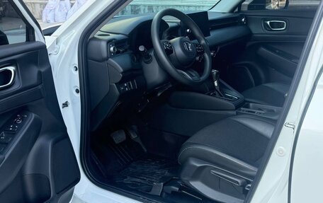 Honda Vezel, 2023 год, 2 320 000 рублей, 9 фотография