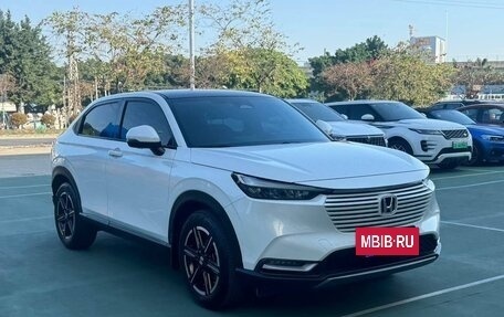 Honda Vezel, 2023 год, 2 320 000 рублей, 3 фотография