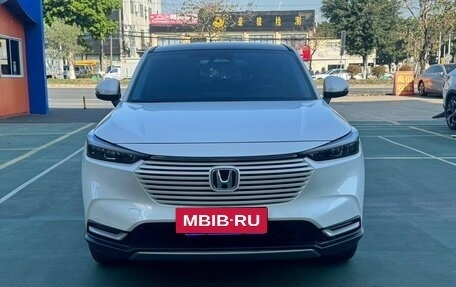 Honda Vezel, 2023 год, 2 320 000 рублей, 2 фотография