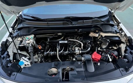 Honda Vezel, 2023 год, 2 320 000 рублей, 17 фотография