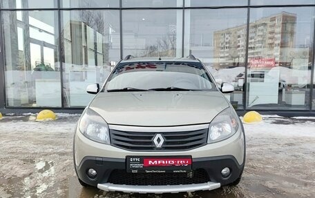 Renault Sandero I, 2014 год, 799 800 рублей, 2 фотография