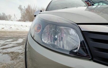 Renault Sandero I, 2014 год, 799 800 рублей, 21 фотография