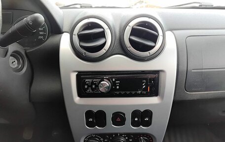 Renault Sandero I, 2014 год, 799 800 рублей, 18 фотография