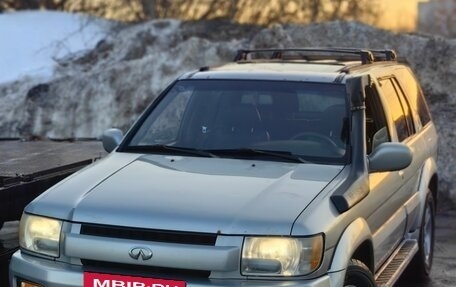 Infiniti QX4 I, 2002 год, 800 000 рублей, 9 фотография