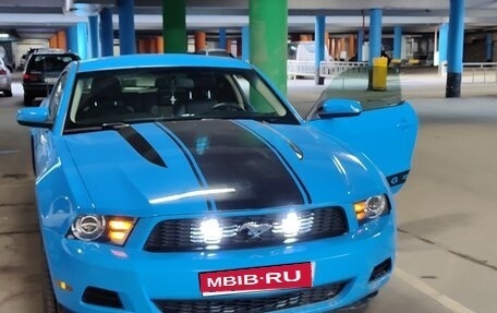 Ford Mustang VI рестайлинг, 2009 год, 2 555 555 рублей, 1 фотография