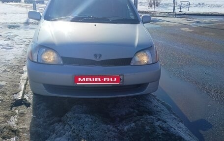 Toyota Platz, 2000 год, 345 550 рублей, 1 фотография
