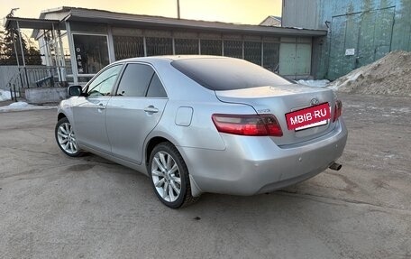 Toyota Camry, 2007 год, 960 000 рублей, 4 фотография