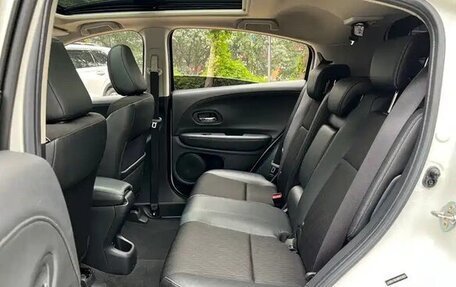 Honda Vezel, 2022 год, 1 460 004 рублей, 14 фотография