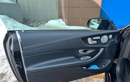 Mercedes-Benz E-Класс, 2019 год, 4 850 000 рублей, 9 фотография