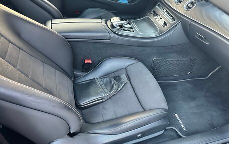 Mercedes-Benz E-Класс, 2019 год, 4 850 000 рублей, 16 фотография