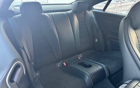 Mercedes-Benz E-Класс, 2019 год, 4 850 000 рублей, 17 фотография