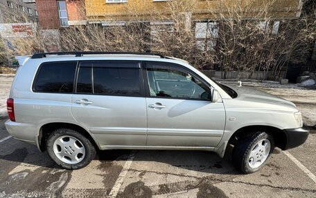 Toyota Kluger I, 2003 год, 1 300 000 рублей, 4 фотография