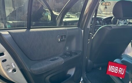 Toyota Kluger I, 2003 год, 1 300 000 рублей, 15 фотография