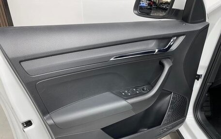 Skoda Kamiq I, 2022 год, 1 937 624 рублей, 7 фотография