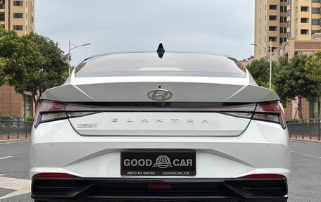 Hyundai Elantra, 2022 год, 1 609 557 рублей, 5 фотография
