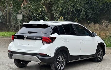 Toyota Yaris XP150 рестайлинг, 2022 год, 1 450 000 рублей, 10 фотография