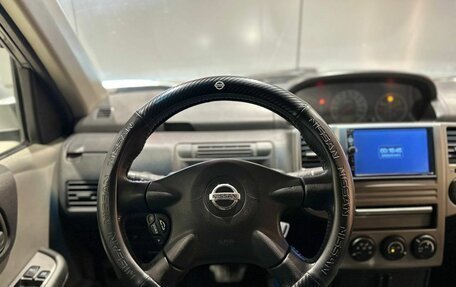Nissan X-Trail, 2005 год, 750 000 рублей, 13 фотография