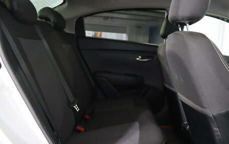 KIA Rio IV, 2021 год, 1 299 990 рублей, 9 фотография