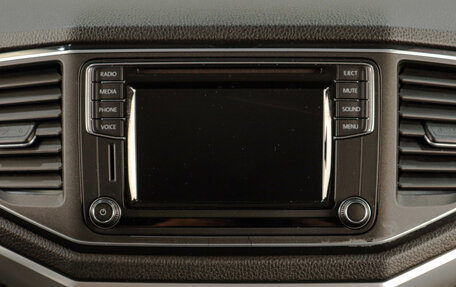 Volkswagen Amarok I рестайлинг, 2017 год, 4 469 000 рублей, 14 фотография