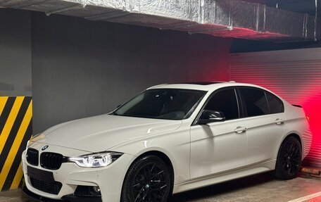 BMW 3 серия, 2018 год, 2 850 000 рублей, 1 фотография