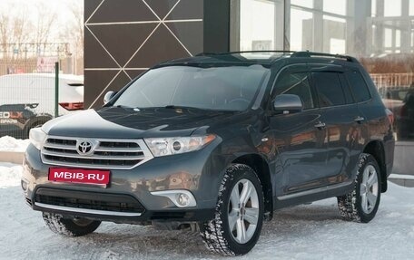 Toyota Highlander III, 2011 год, 1 760 000 рублей, 1 фотография