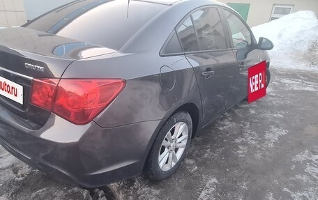 Chevrolet Cruze II, 2013 год, 680 000 рублей, 10 фотография
