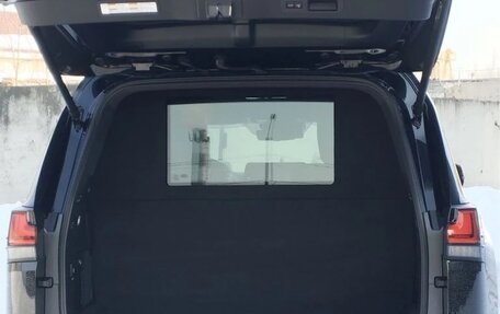 Lexus LX, 2025 год, 38 000 000 рублей, 9 фотография