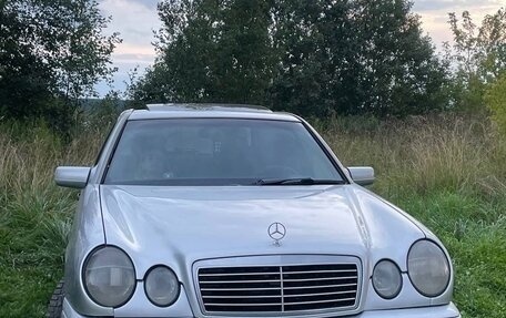 Mercedes-Benz E-Класс, 1997 год, 385 000 рублей, 5 фотография